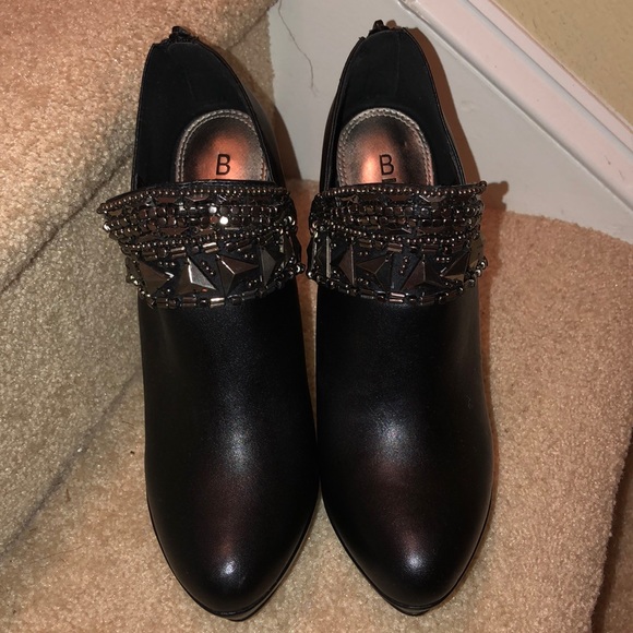 Woman booties - Picture 1 of 7